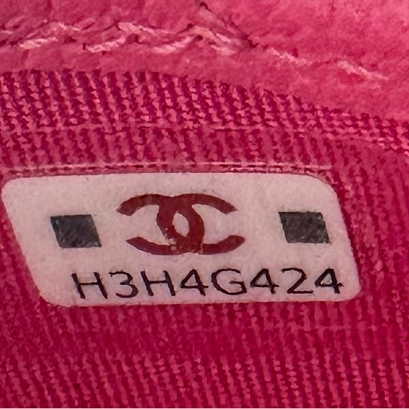 💞💞Gorgeous Chanel Caviar Card Holder 22K Barbie Pink💕💕 - Picture 3 of 16